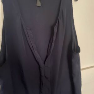 Final Sale! Sleeveless Navy blouse